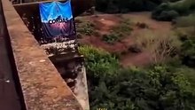 Vídeo registra outro ângulo da queda de jovem que foi arremessada sem corda em salto de rope jump