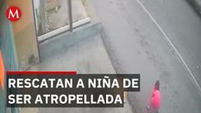 Menor casi atropellada en Nuevo León revela el peligro diario que enfrentan tus hijos