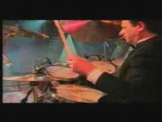 Mc Fadden & Whitehead - Ain't  no Stopping us Now (Live)