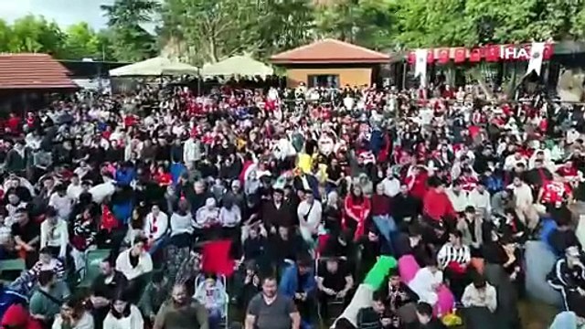 Karabük’te vatandaşlar milli maç heyecanını dev ekranda yaşadı | Ajansspor | IHA