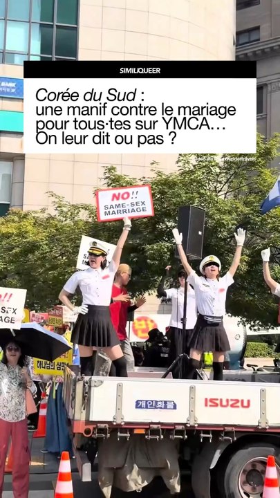 🤭 Manifester contre le mariage pour tous·tes sur du YMCA ? Il fallait oser. En Corée du Sud, des opposant·es aux droits LGBTQIA+ ont choisi comme hymne un classique associé à la culture gay depuis des décennies. On leur dit ou pas ? 👀