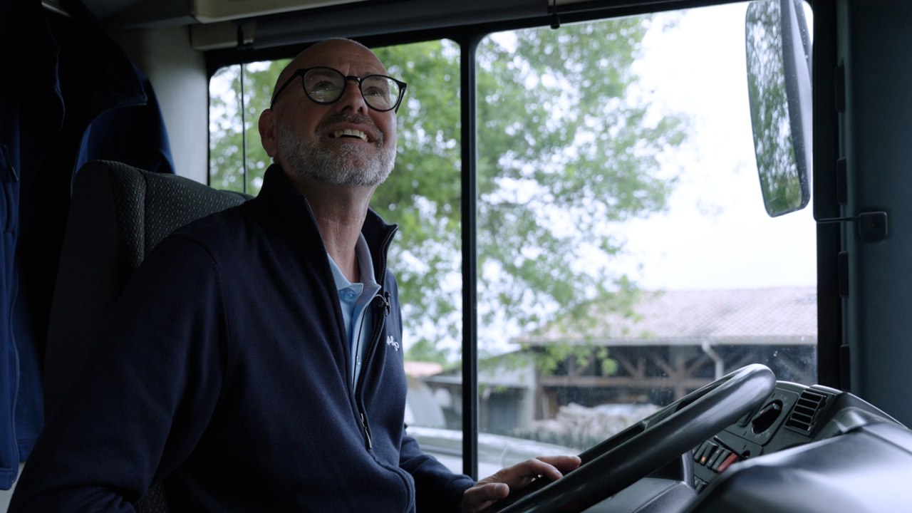 Laurent est devenu chauffeur de bus pour éviter un burn-out