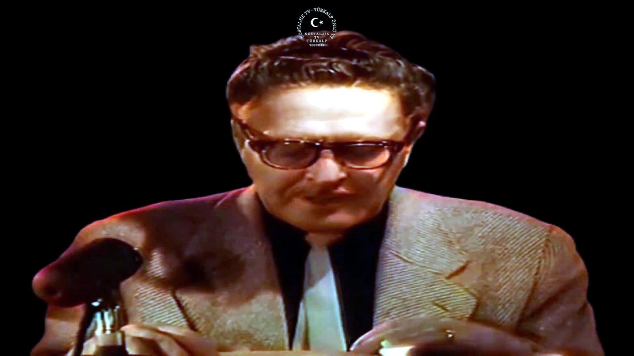 Nazım Hikmetin Kendi Sesinden İpek Mendil Gibi