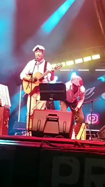FELIPE BARBOZA Y SU BANDA en el escenario de Patria Gaucha 2026 - Tacuarembó, 10 de marzo