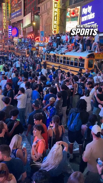 Knicks fans have INVADED Time's Square!
