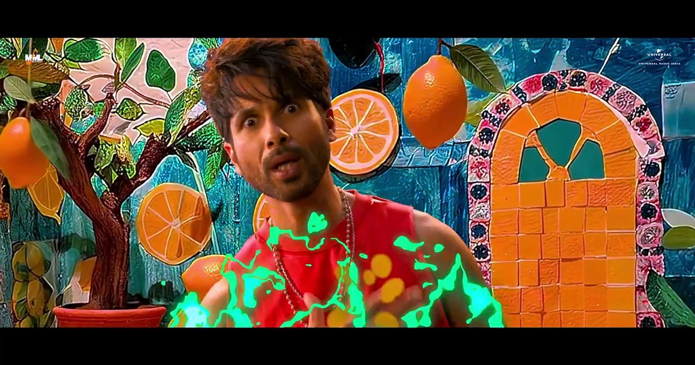 Vallah (Official Video) Shahid_ Kriti_ Rashmika _ Pritam_ Bayanni_ Harrdy S_ Amitabh B _ Cocktail 2
