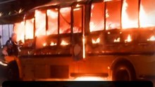 Bus torched in wild celebration, Knicks down Spurs to snap 53-year NBA title drought