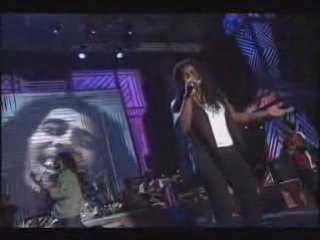Tracy Chapman - Three Little Birds (Live)