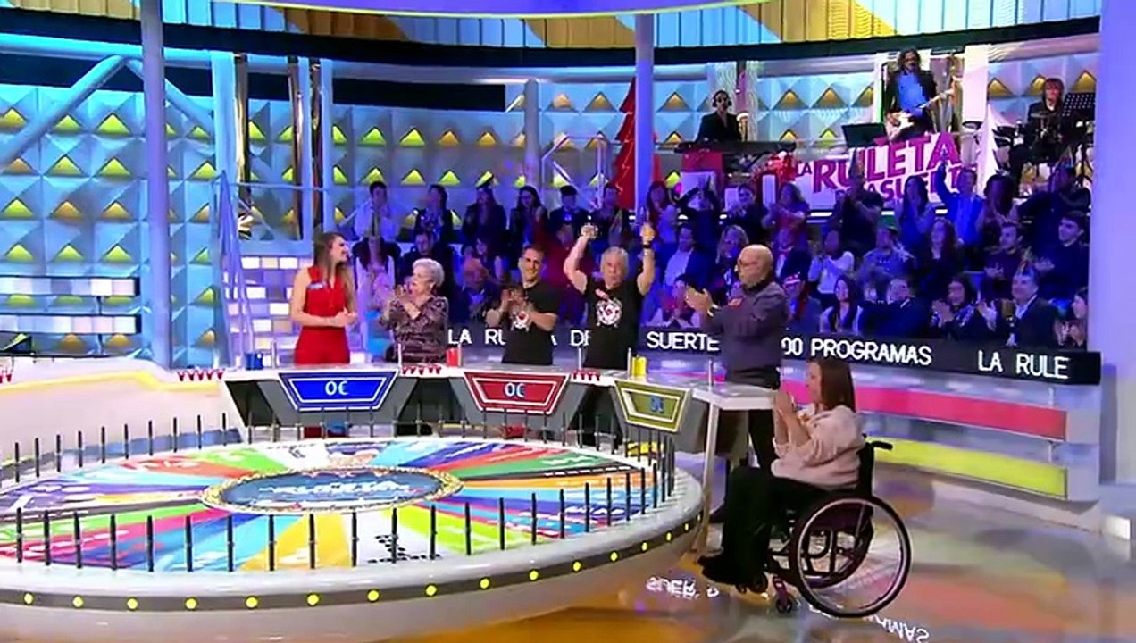 La Ruleta de la Suerte - (31-12-18) Especial Nochevieja En español