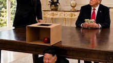 When-Putin-Convinces-Trump-A-Box-Makes-M_Media