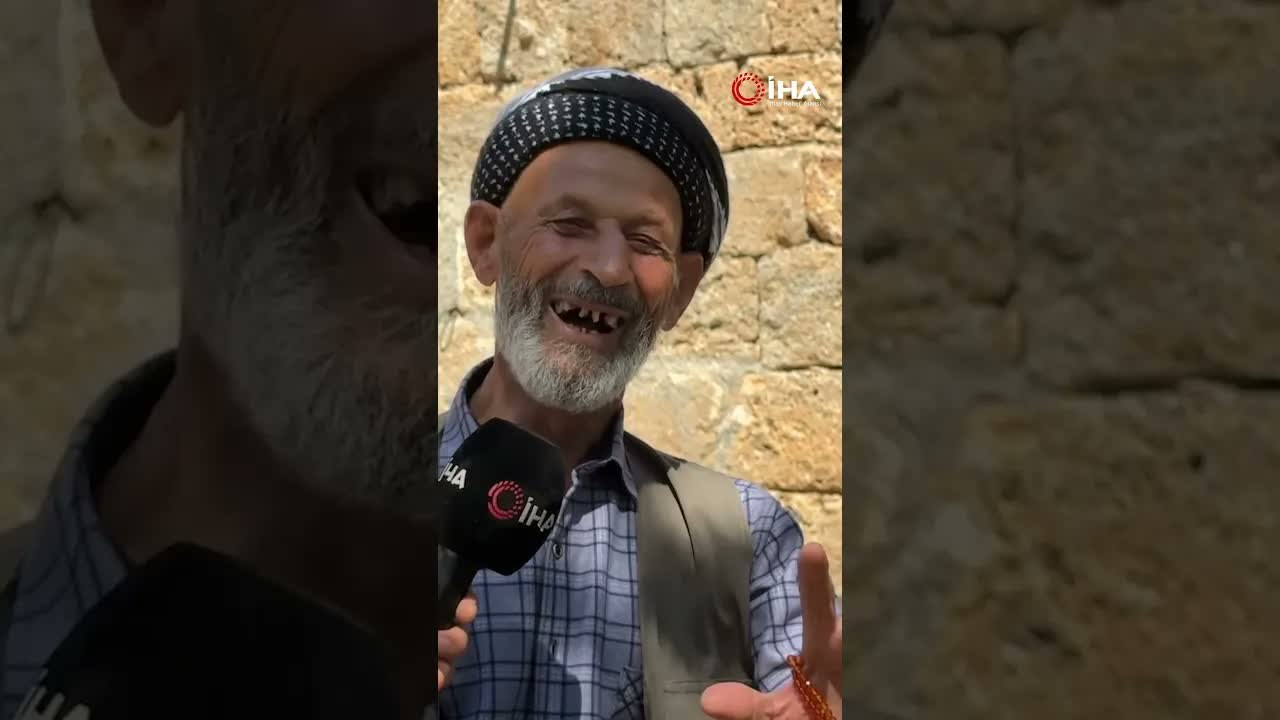 Şırnaklı Vatandaşın Sembollerle Bezediği Ev İlgi Görüyor