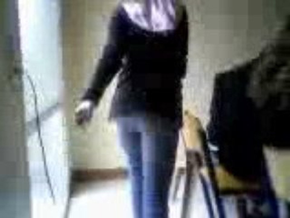 Lora sosie de cascada