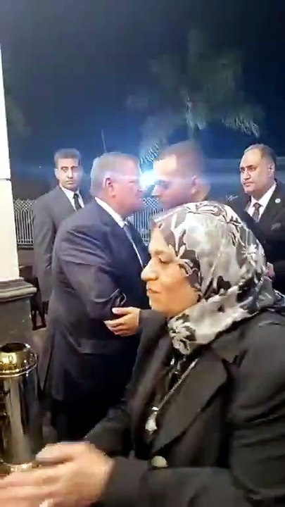 توافد الوزراء والمسؤولين والشخصيات العامة والإعلامية عزاء شقيقة وزير الإعلام السابق اسامة هيكل