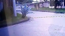 Video: así fue el momento en que uno de los helicópteros cayó tras la colisión aérea que dejó seis muertos en Río de Janeiro