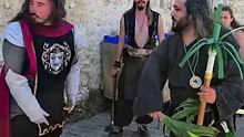 J'ai reçu la bénédiction du poireau aux Médiévales de Provins !