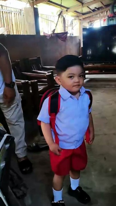Nakakita'g 20 pesos ug gibalon ni Grey