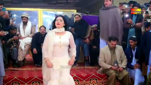 Moterway Tay Bus Aa Gai - Mehak Malik -