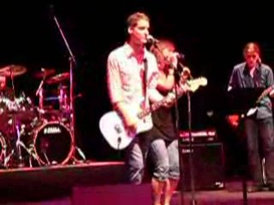 Pink - Long way to happy