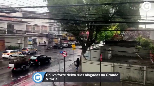 Chuva forte deixa ruas alagadas na Grande Vitória