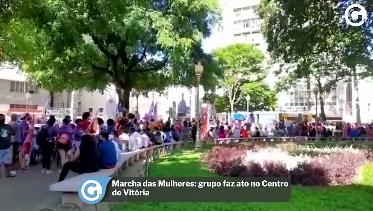 Marcha das Mulheres grupo faz ato no Centro de Vitória