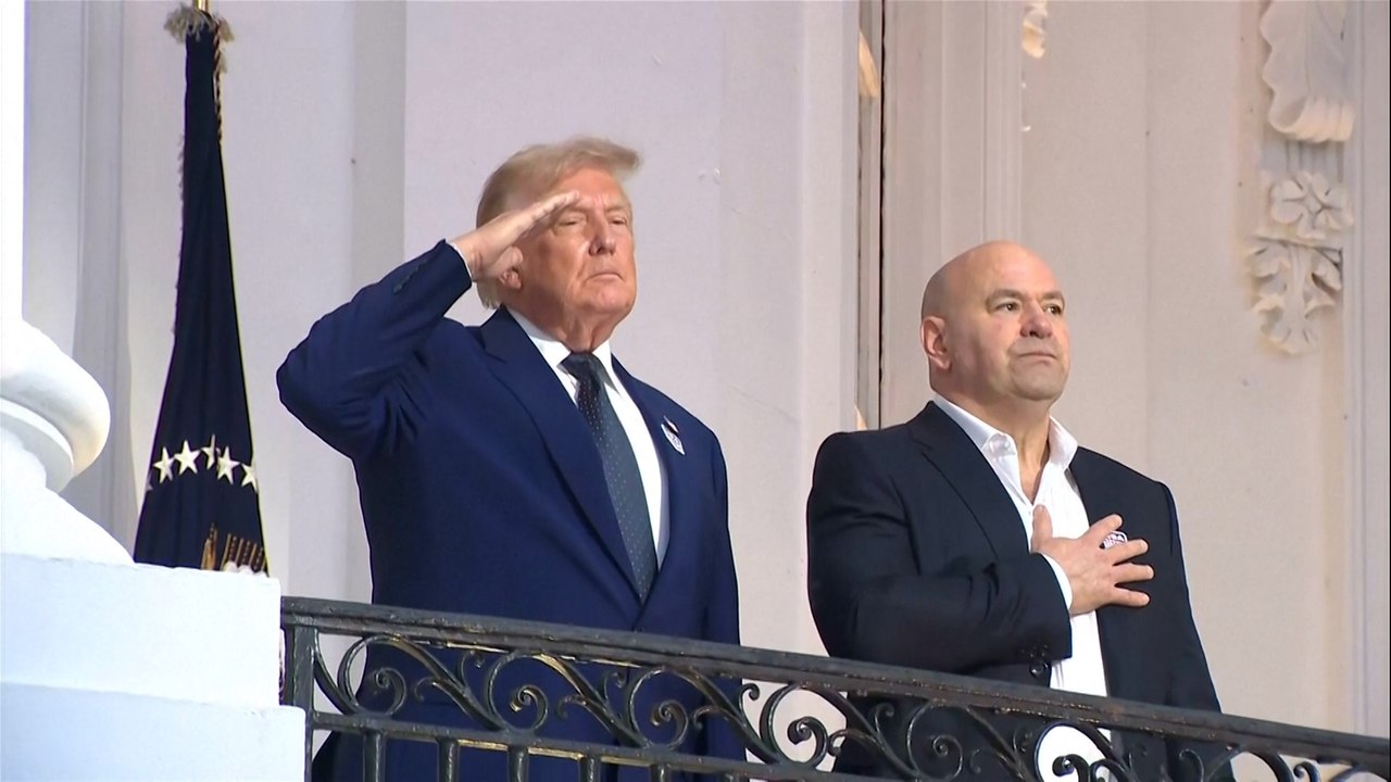 Trump celebra su 80 cumpleaños con una pelea de UFC en la Casa Blanca