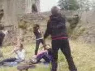 Par0die tecktonik : tecktobite : moi é mon best !