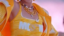 AI K-pop Day 17: Space Buns → Straight Hair 💛 11.2s Switch + 15.9s Whip #focus #respect #skills #smooth