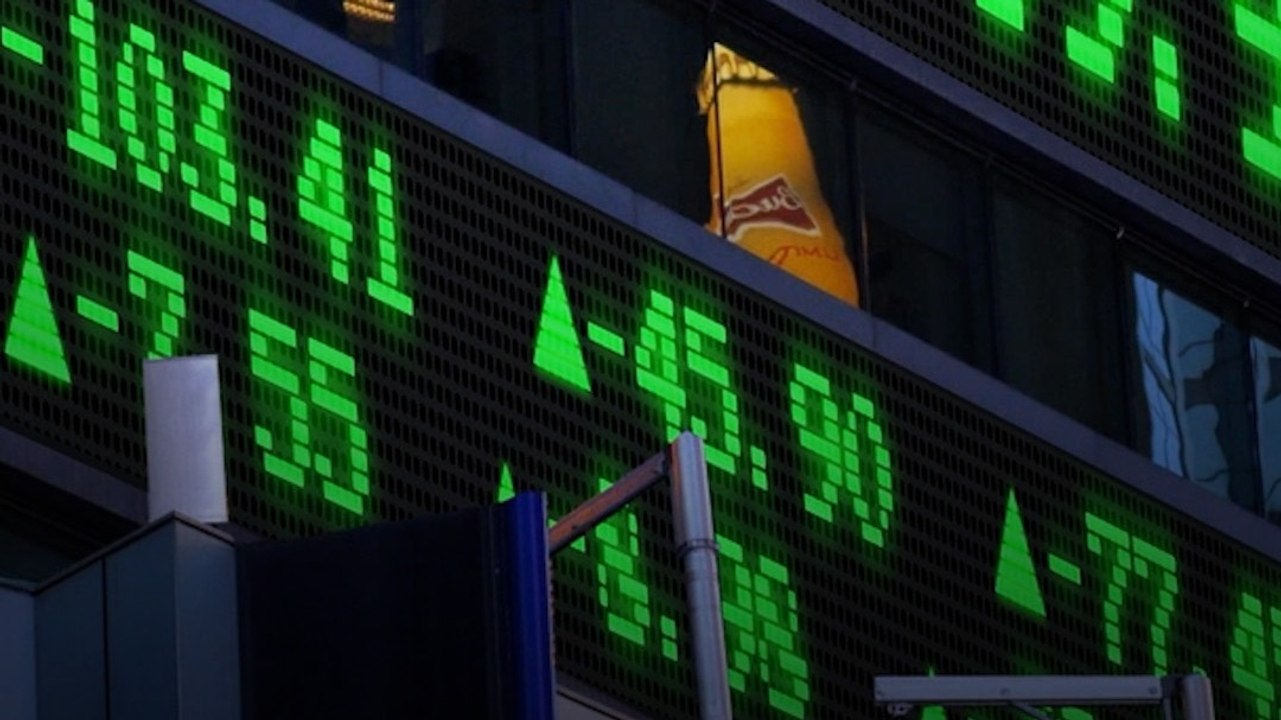Share Market में इन 4 वजहों से आया जबरदस्त उछाल, निवेशकों की लौटी मुस्कान