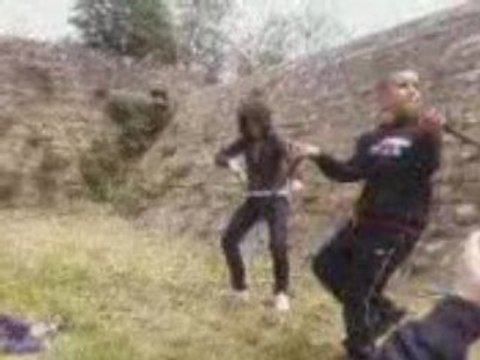 Par0die tecktonik : tecktobite : moi é mon best !