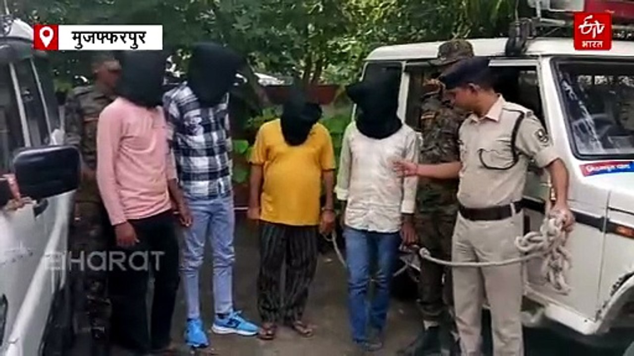 ₹10 लाख में मद्य निषेध सिपाही परीक्षा पास कराने वाला गैंग दबोचा गया! वॉकी-टॉकी, ब्लूटूथ से कराते थे हाईटेक नकल