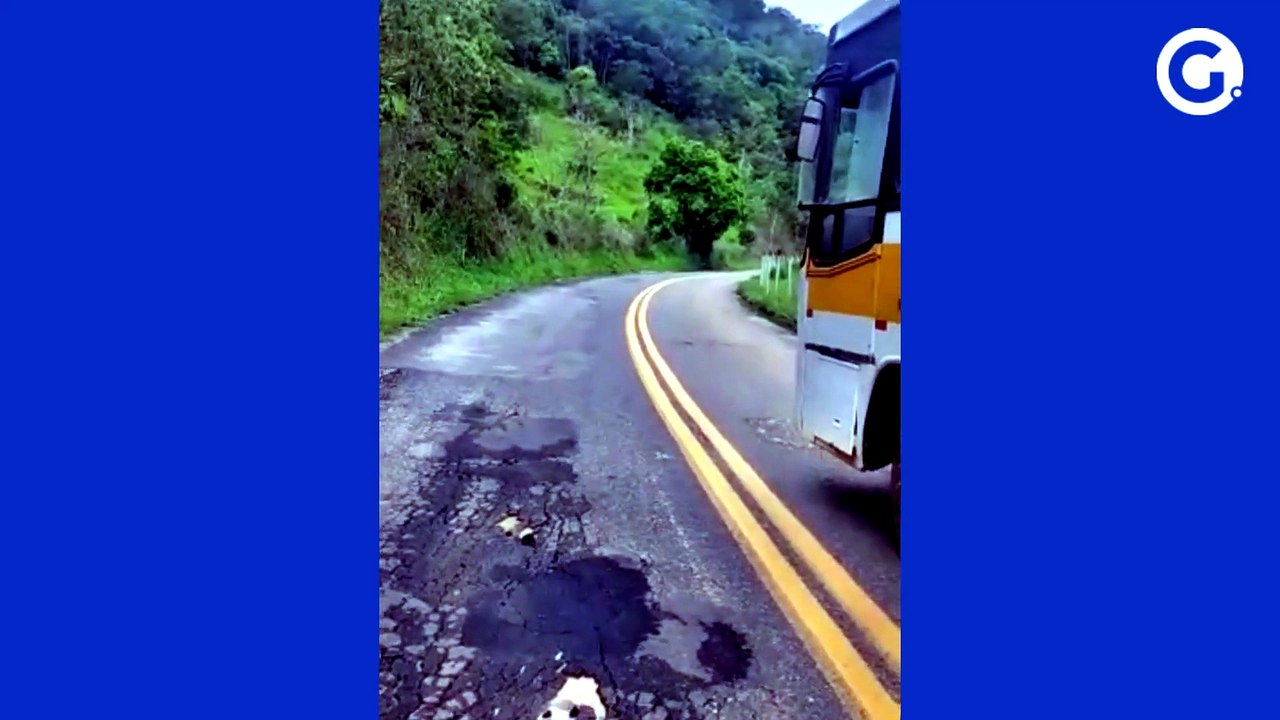 Roda de ônibus escola se solta em Cachoeiro