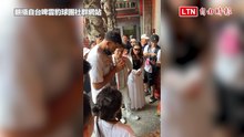 NBA奪冠早有預兆！唐斯去年赴大溪福仁宮拜拜「一擲聖筊」引熱議