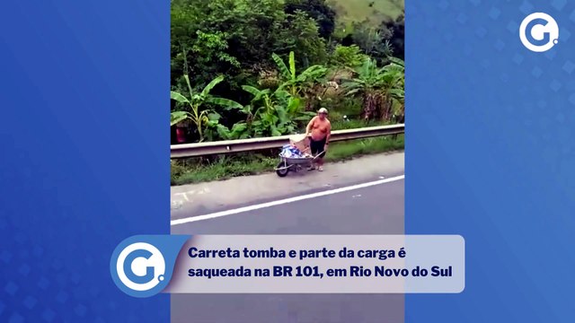 Carreta tomba e parte da carga é saqueada na BR 101, em Rio Novo do Sul