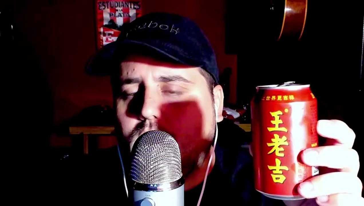 ASMR - BEBIENDO "VENENITO" CHINO
