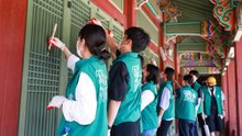 [기업] 정용진 회장·스타벅스 전 직원, 역사인식 교육 받는다 / YTN
