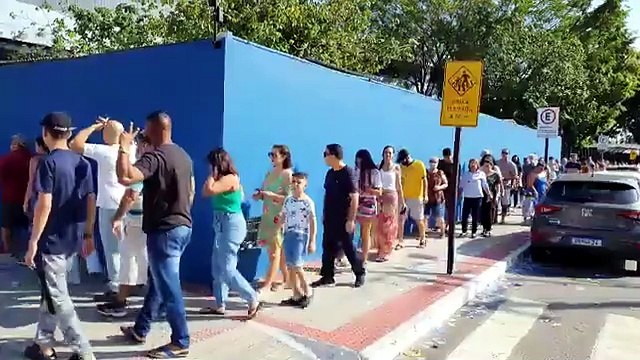 Fila no maior local de votação do ES, em Coqueiral de Itaparica, Vila Velha