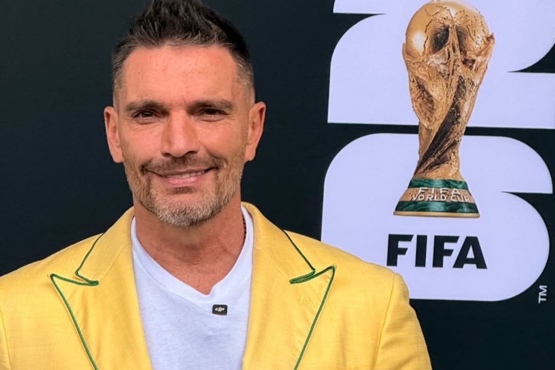 Julián Gil vive momentos de tensión previo al partido entre Brasil y Marruecos