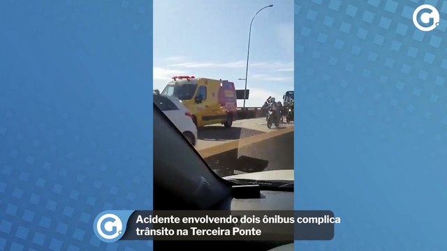 Acidente envolvendo dois ônibus complica trânsito na Terceira Ponte