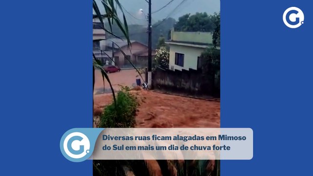 Diversas ruas ficam alagadas em Mimoso do Sul em mais um dia de chuva forte