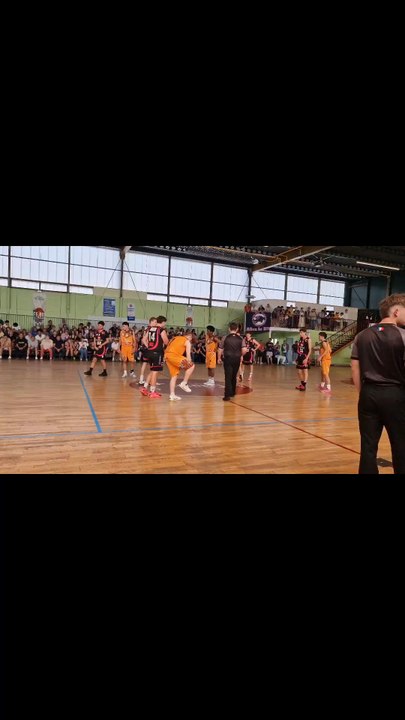 Finale coupe 71 U18  ESPM-Le Breuil part 1