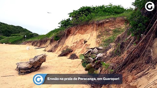 Erosão na praia de Peracanga, em Guarapari