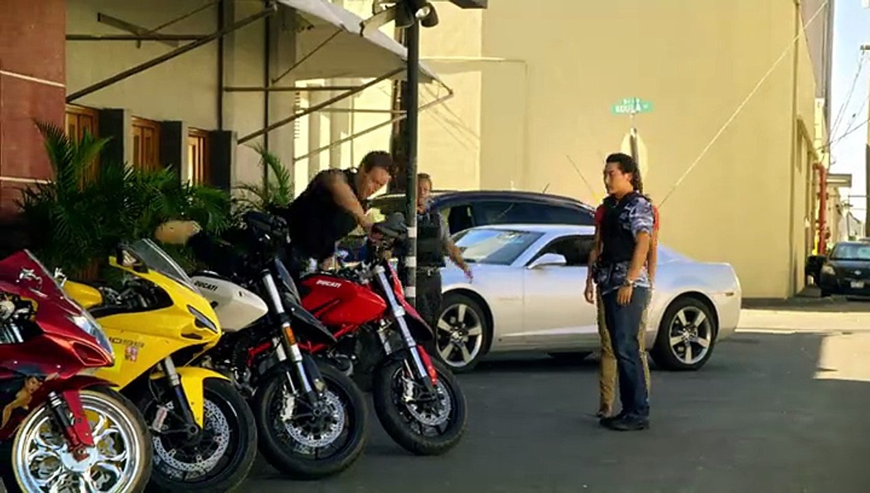 Hawaii.Five-0.S01E13.