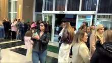 Fé une familiares e amigos em oração por Elisa Zanol em Cascavel