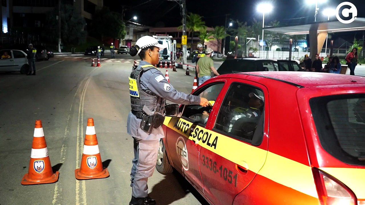 Uma noite em uma blitz da Lei Seca: o que é e como funciona