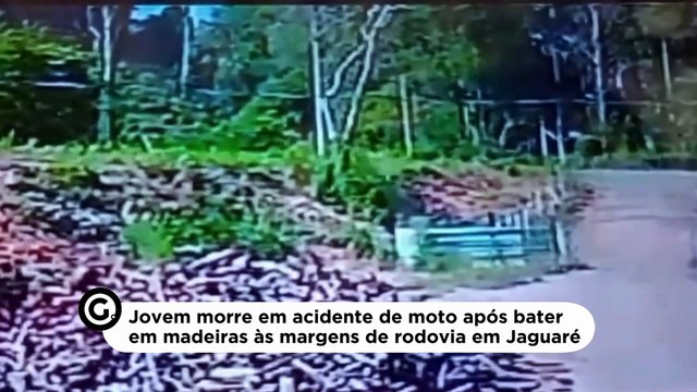 Jovem morre em acidente de moto após bater em madeiras às margens de rodovia em Jaguaré