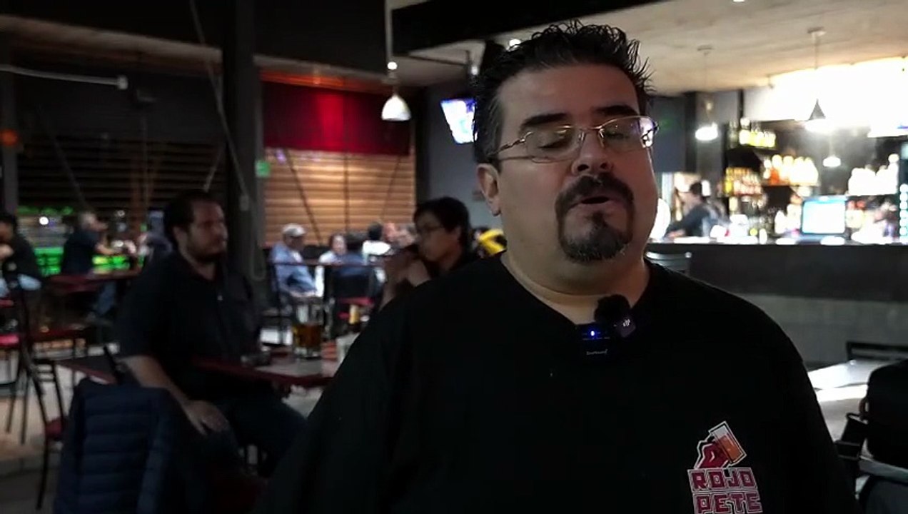 Un bar antimundialista: apaga sus pantallas ante 'voracidad' de la FIFA y televisora para transmitir el Mundial
