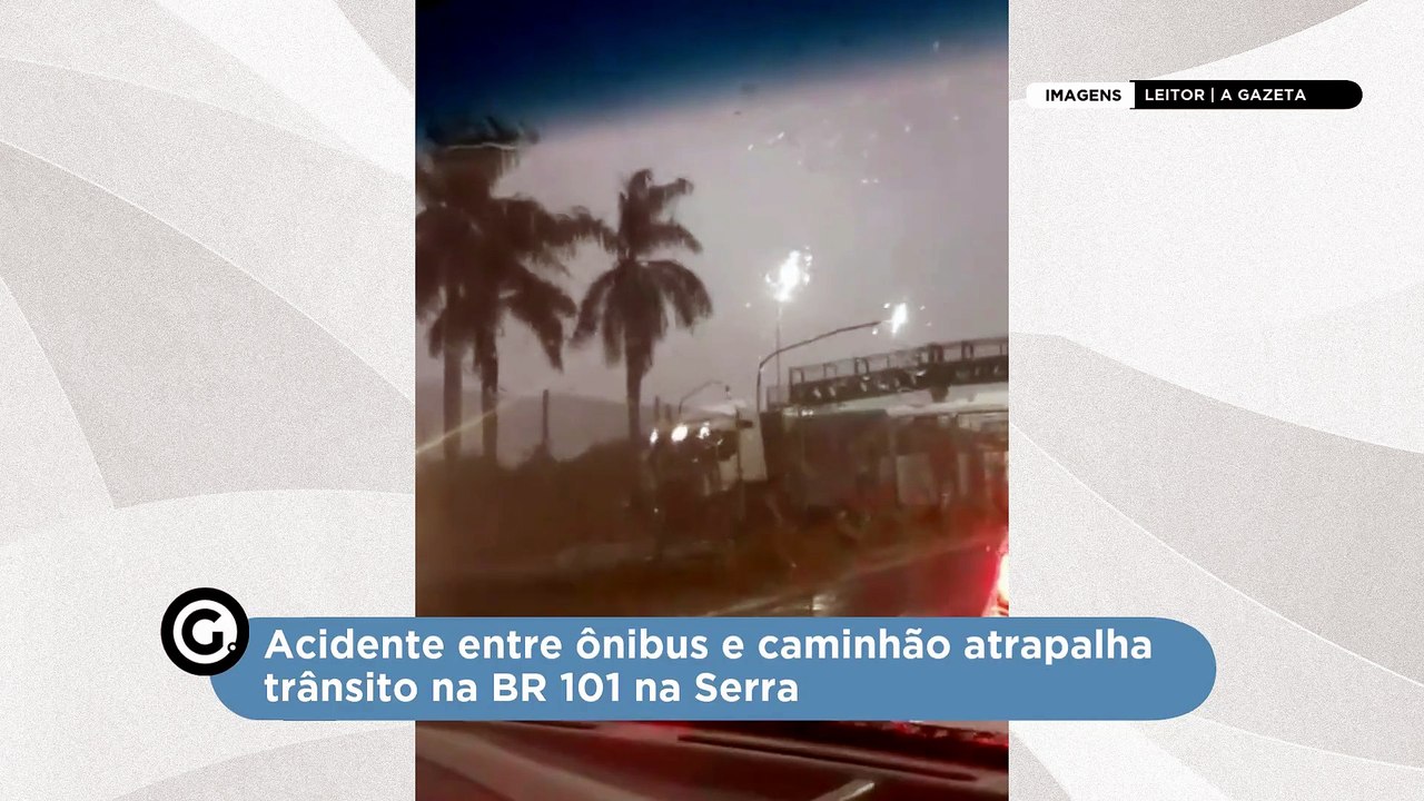 Acidente entre ônibus e caminhão atrapalha trân...