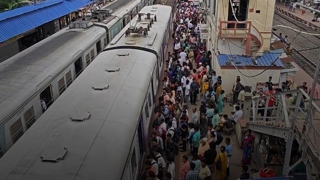 Indian Railway Rule: प्लेटफॉर्म टिकट से जुड़ी ये गलती पड़ सकती है भारी, देना होगा जुर्माना