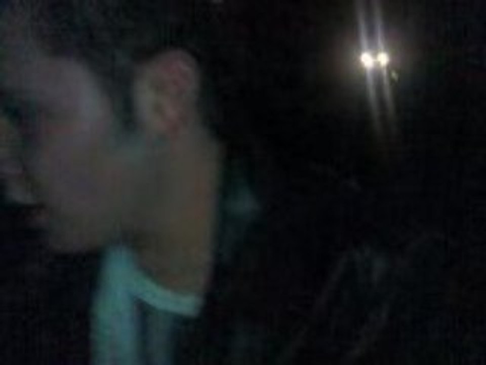 Snap tombe et on ce fou de sa geule^^