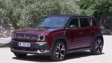 Renault 4 E-Tech electric Plein Sud Techno Design Preview in Carmin Red